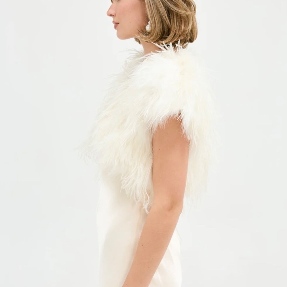 Bubish Berlin Feather Bolero - Picture 2 of 5